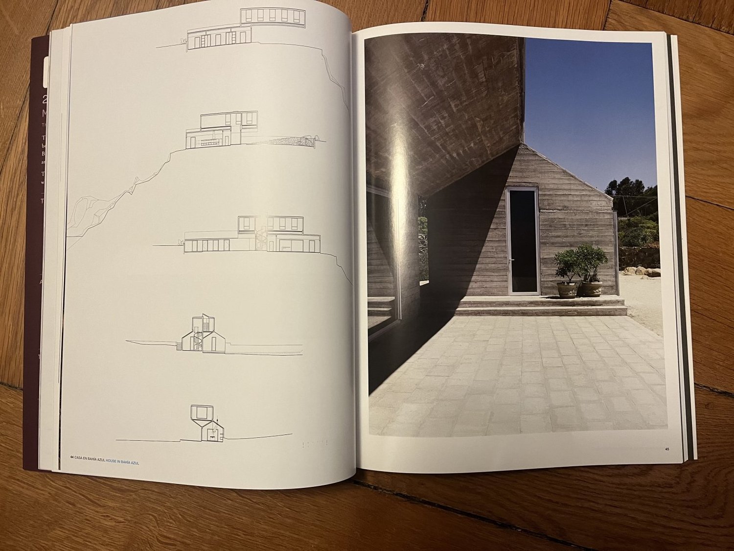 【希少】 2G ／ N.53 Cecilia Puga 2G N.53 Cecilia Puga | ArchDaily en Español